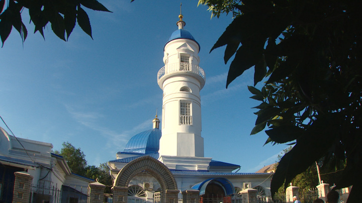 Как отдыхаем в июне 2025 года: выходные и праздники