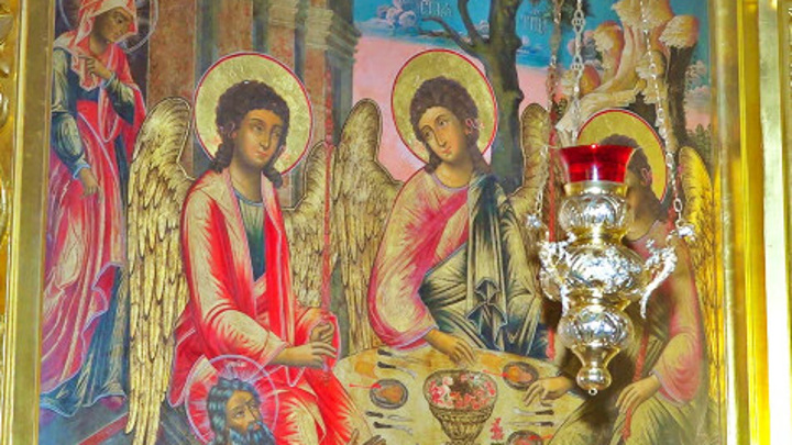 Родительские субботы в 2025 году: традиции поминальных дней и их значение